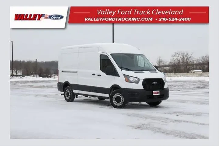 $34900 : Ford Transit 2023 250 3dr SW image 1