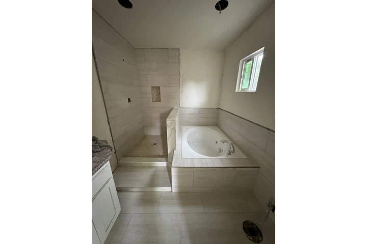 Remodelación de baños image 5
