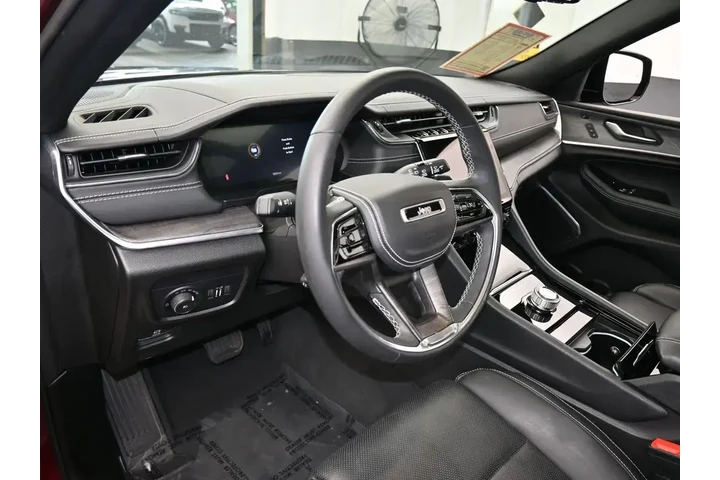 $35718 : Jeep Grand Cherokee 2023 4x2 image 10