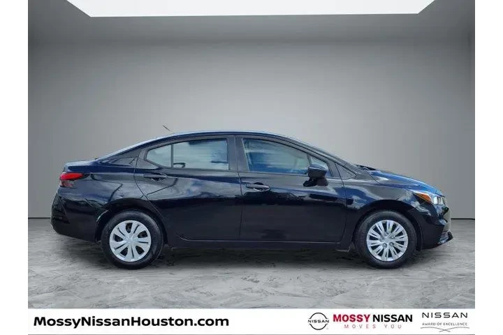 $13995 : Nissan Versa 2020 S 4dr Seda image 8