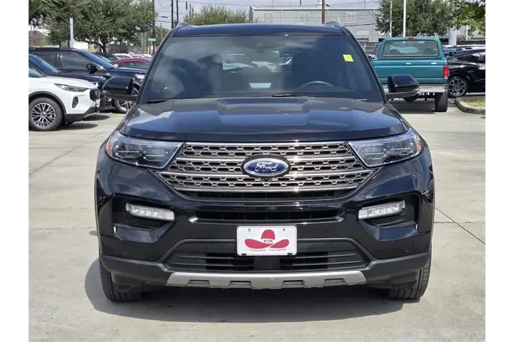 $39998 : Ford Explorer 2022 AWD King image 2