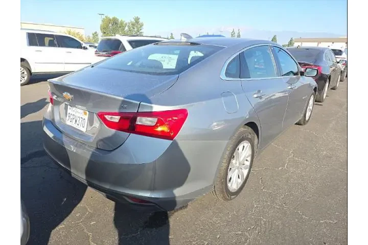 $18995 : Chevrolet Malibu 2023 LT 4dr image 3