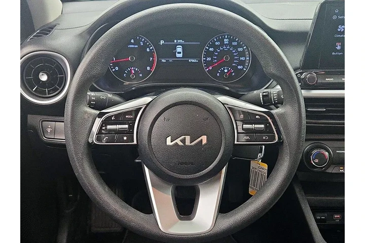 $17998 : Kia Forte 2024 LXS 4dr Sedan image 10