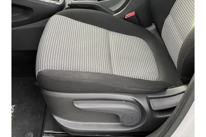 $20430 : Hyundai KONA 2023 AWD SE 4dr image 10