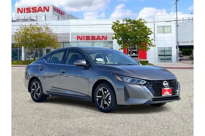 $20650 : Nissan Sentra 2025 SV 4dr Se image 5