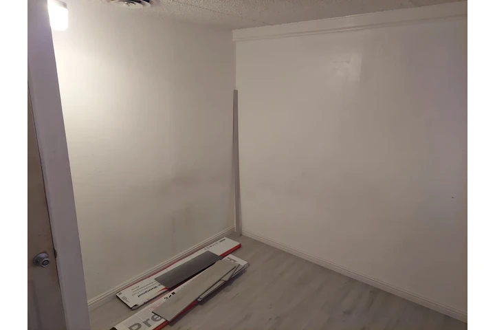 $595 : RECAMARA COMODA EN RENTA $595 image 1