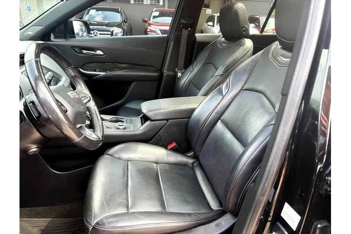 2020 XT4 Sport image 7