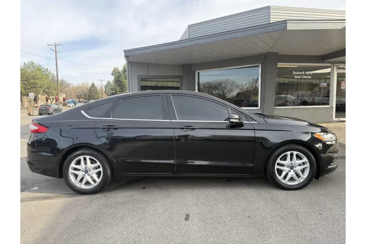 $8450 : 2015 Fusion SE image 8