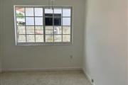 $1500 : 3 bedrooms, 1 bath thumbnail