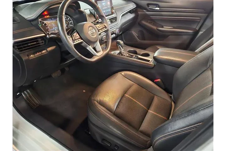 $17995 : Nissan Altima 2021 2.5 SR 4d image 10