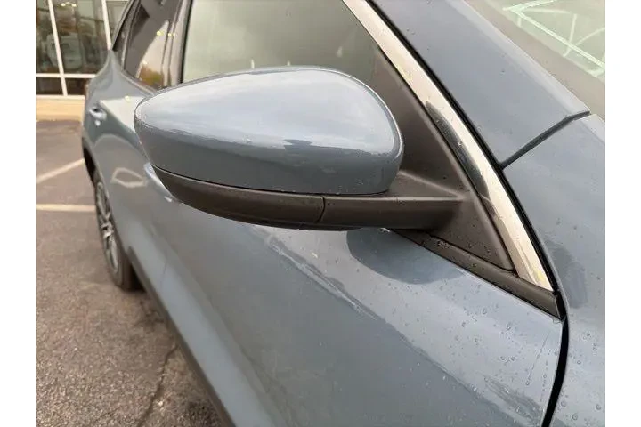 $27673 : Ford Escape Plug-In Hybrid 2 image 3