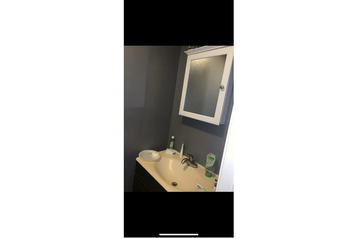 $800 : Cuarto para rentar image 2
