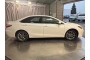$12999 : Toyota Camry 2016 SE 4dr Sed thumbnail