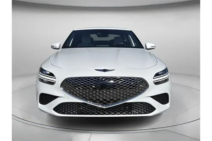 $33589 : Genesis G70 2025 2.5T Standa image 3