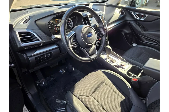 $23888 : Subaru Forester 2021 AWD Pre image 10