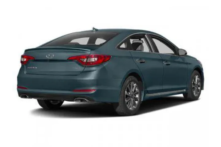 $11492 : Hyundai SONATA 2015 Sport 4d image 2