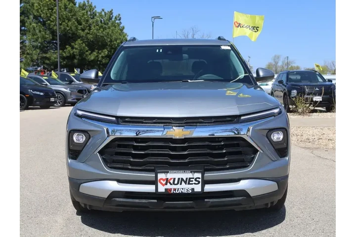 $23777 : Chevrolet Trailblazer 2025 L image 3