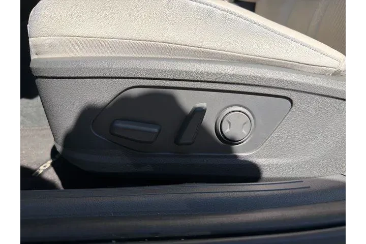 $24562 : Hyundai SONATA 2022 Limited image 10