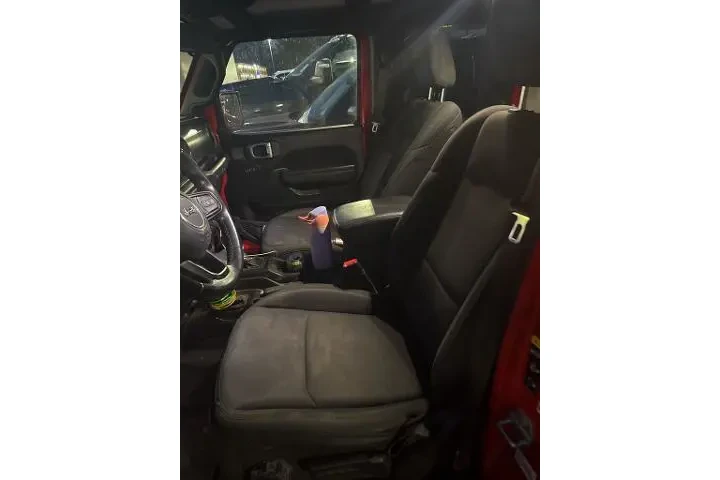 $24274 : Jeep Wrangler Unlimited 2020 image 6