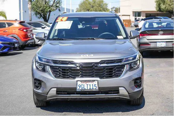 $21000 : Kia Seltos 2024 S 4dr SUV image 2