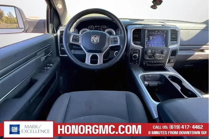 $27888 : Ram 1500 Classic 2023 4x4 SL image 9