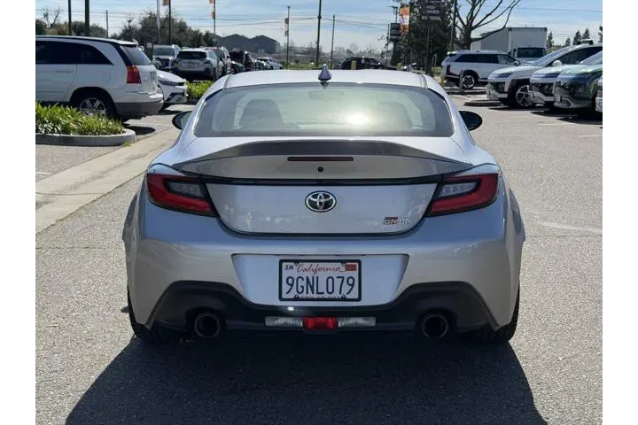 $31991 : Toyota GR86 2023 Premium 2dr image 6
