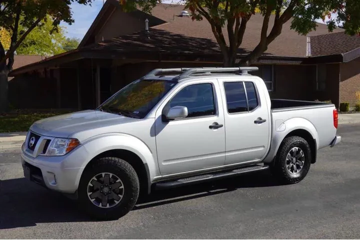 $27990 : 2020 Frontier PRO-4X image 1