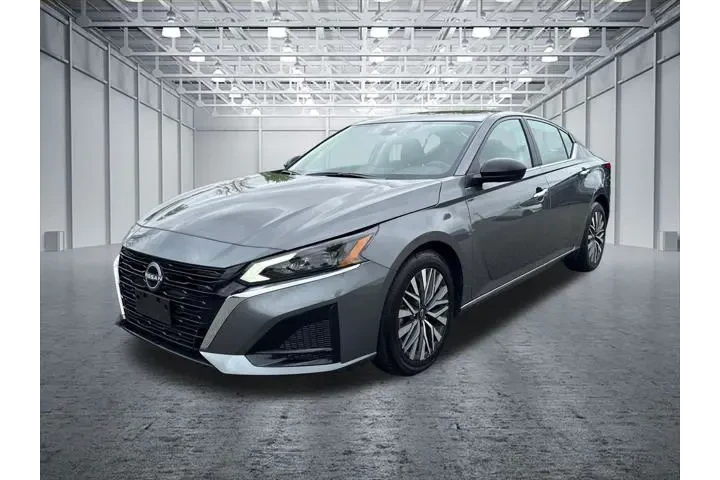 $22995 : Nissan Altima 2025 2.5 SV 4d image 3