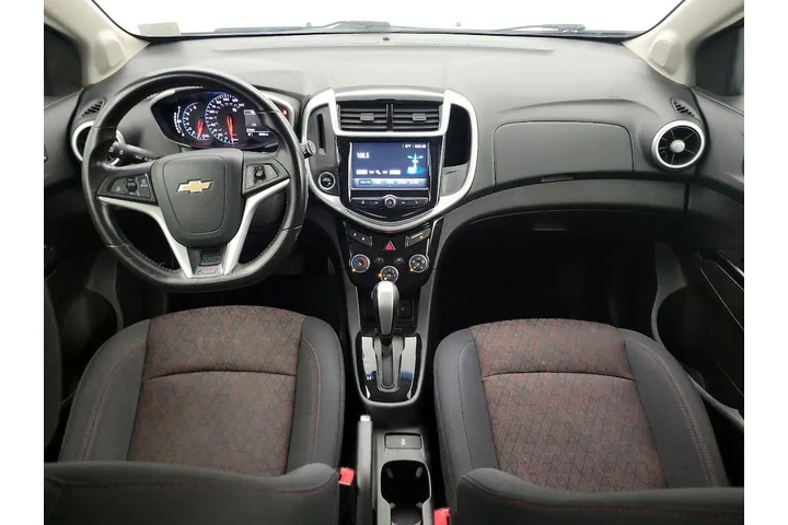 $10998 : Chevrolet Sonic 2017 LT Auto image 9