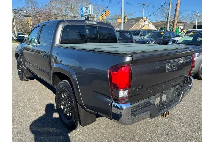 $30700 : Toyota Tacoma 2019 4x4 TRD P image 4