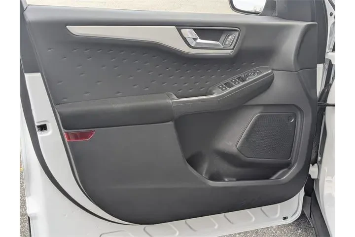 $14992 : Ford Escape 2020 SE 4dr SUV image 9