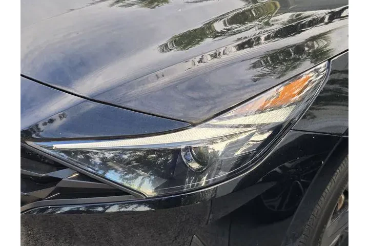 $18950 : Hyundai ELANTRA 2021 SEL 4dr image 10