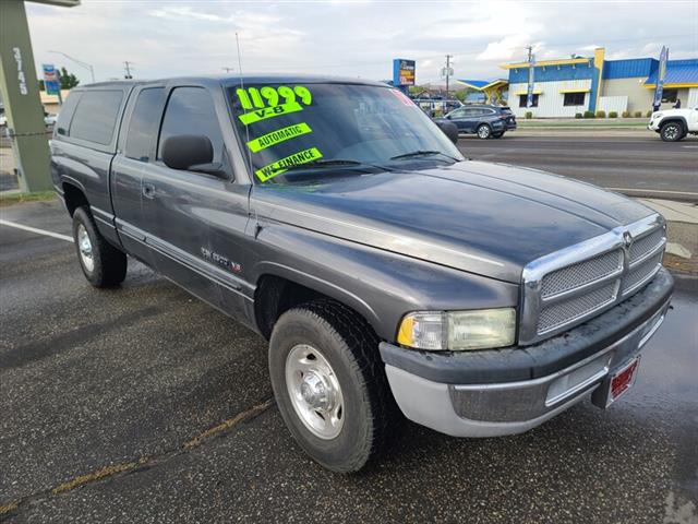 $11999 : 2002 Ram 2500 SLT Truck image 1