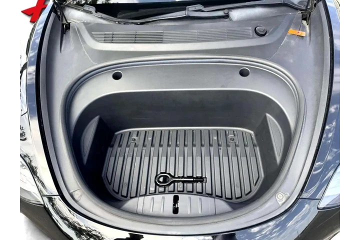 $16999 : 2021 Model 3 image 1