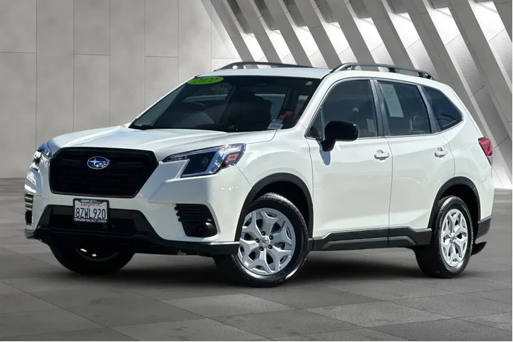 $25300 : Subaru Forester 2022 AWD Bas image 2