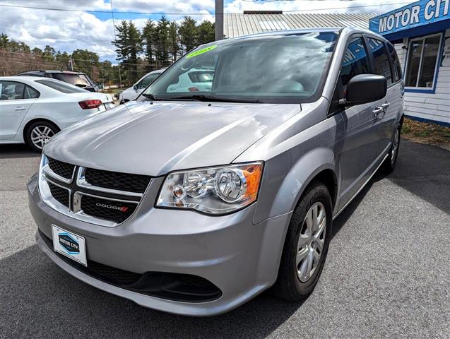 $11995 : 2018 Grand Caravan SE image 3