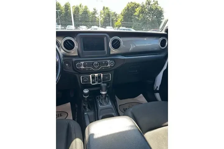 $27496 : Jeep Wrangler Unlimited 2020 image 9