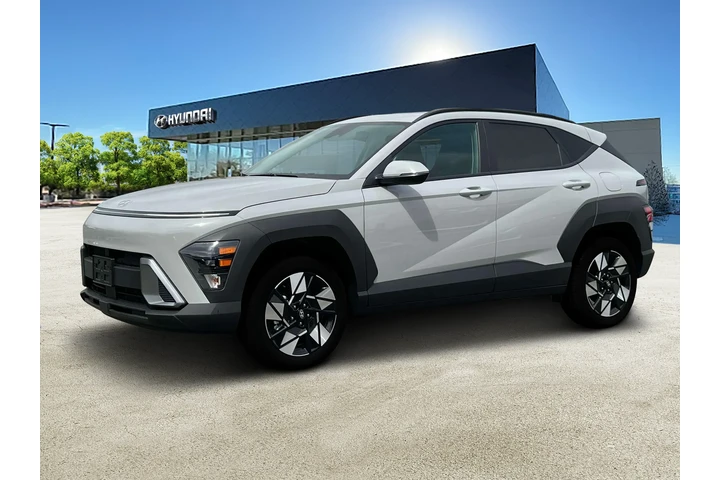 $21499 : Hyundai KONA 2024 SEL 4dr Cr image 2