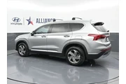 $19945 : Hyundai SANTA FE 2022 SEL 4d thumbnail