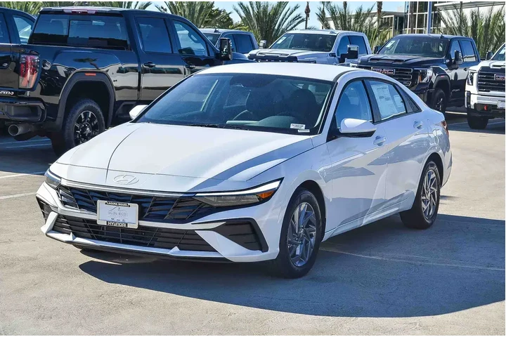 $26995 : Hyundai ELANTRA Hybrid 2026 image 3