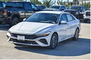 $26995 : Hyundai ELANTRA Hybrid 2026 thumbnail