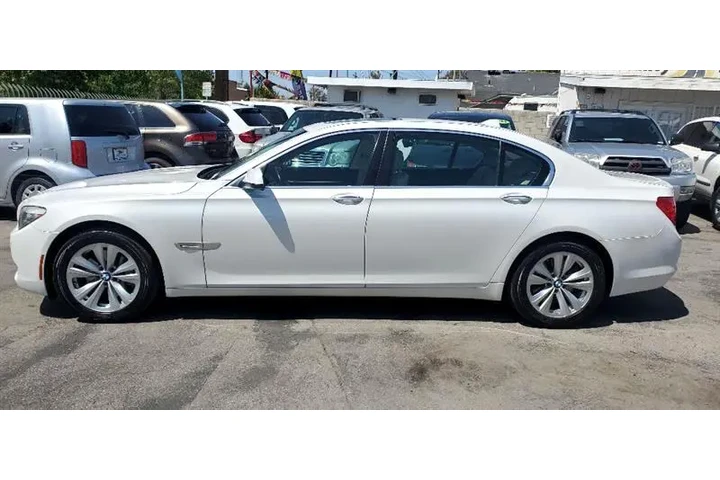 $13499 : 2012 BMW 7-Series image 8
