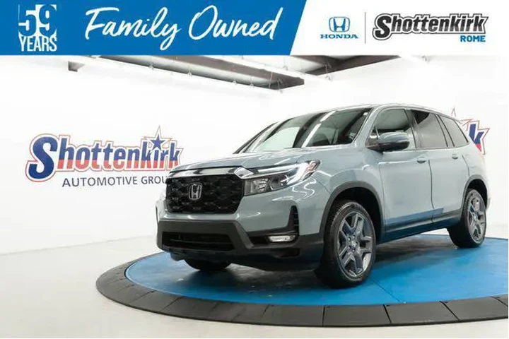 $35912 : Honda Passport 2023 AWD EX-L image 1