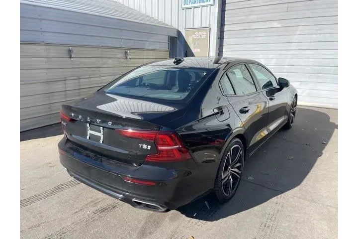 $25992 : Volvo S60 2019 T5 R-Design 4 image 3