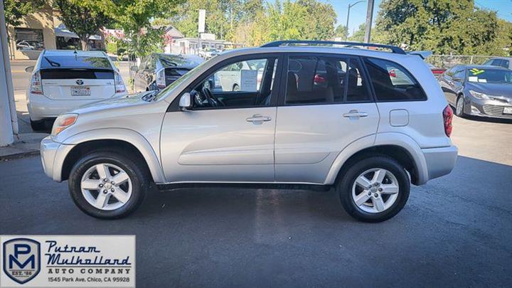 2004 RAV4 Base 4WD image 5