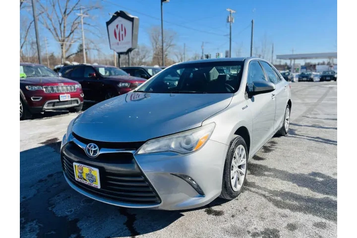 $13500 : 2017 Camry Hybrid LE image 3