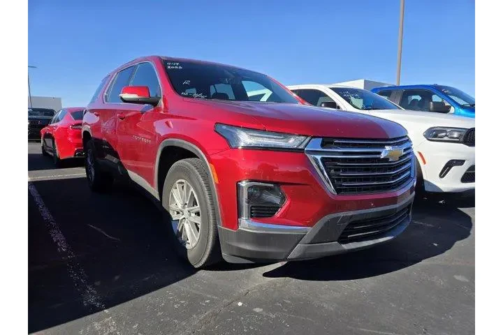 $28091 : Chevrolet Traverse 2023 LT C image 1