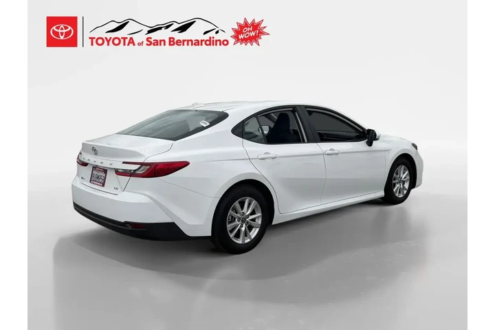 $30800 : Toyota Camry 2025 SE 4dr Sed image 5