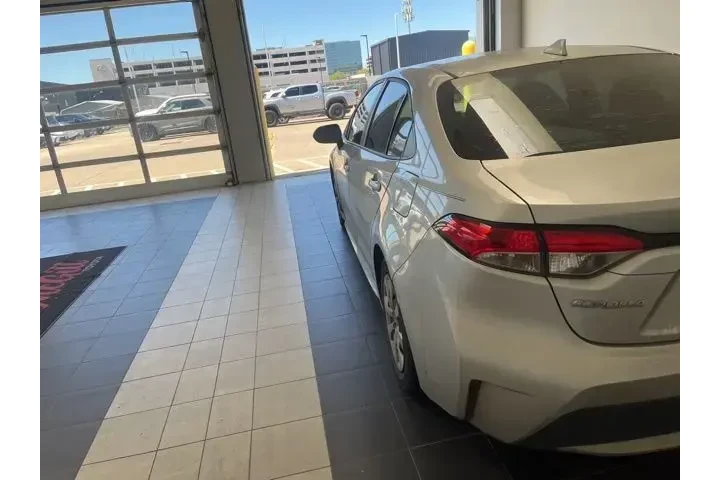 $14439 : Toyota Corolla 2020 LE 4dr S image 9