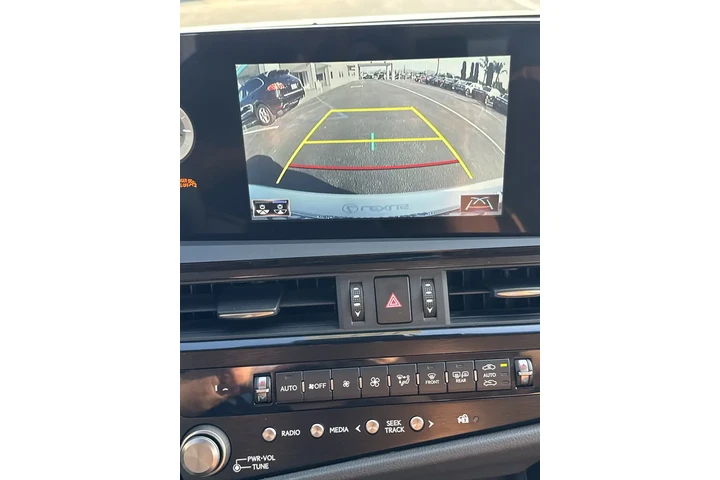 $1 : Lexus ES-300 h (Hybrido) image 7